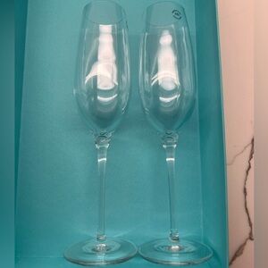 SET OF 2 Tiffany glass champagne flutes